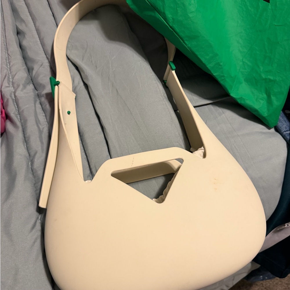 Bottega Minimalist Cream Women’s Shoulder Bag